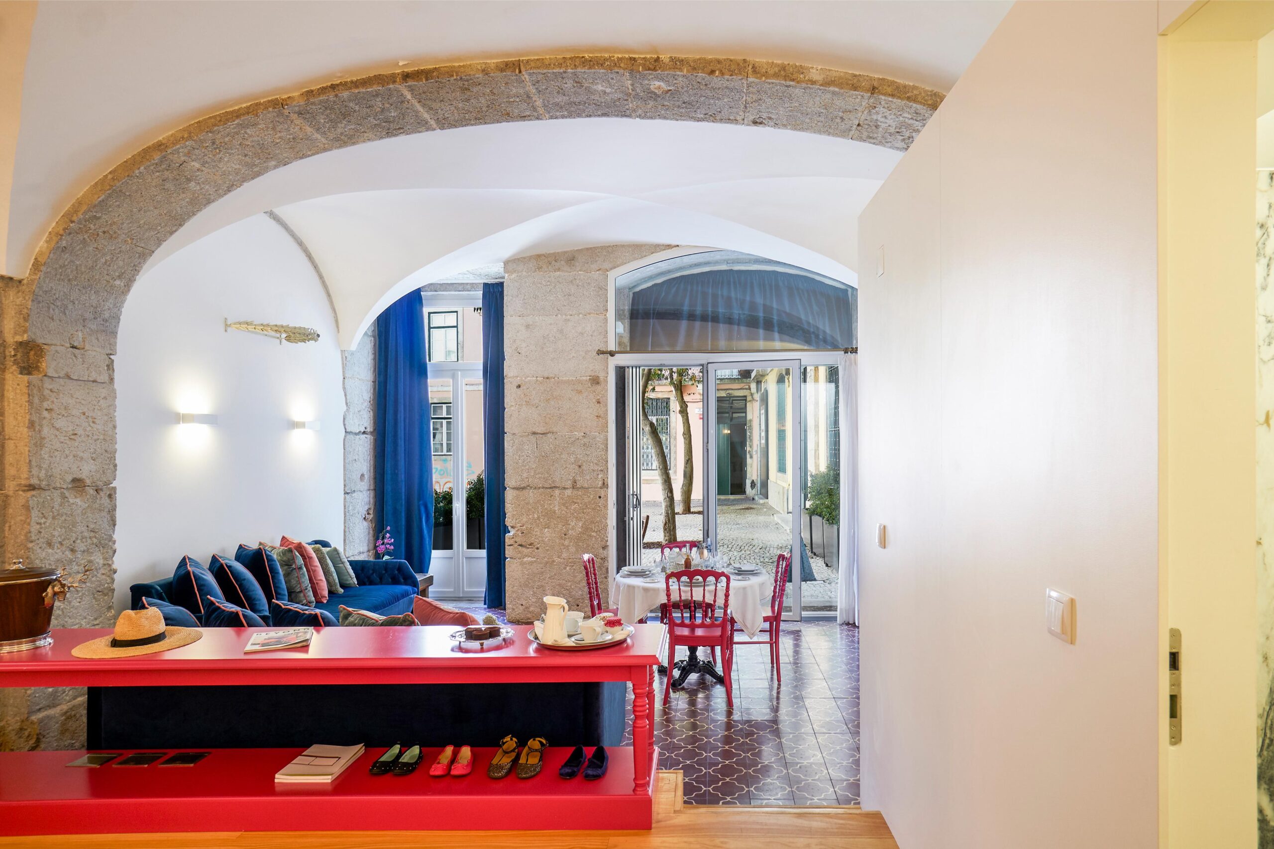 Studio Apartment